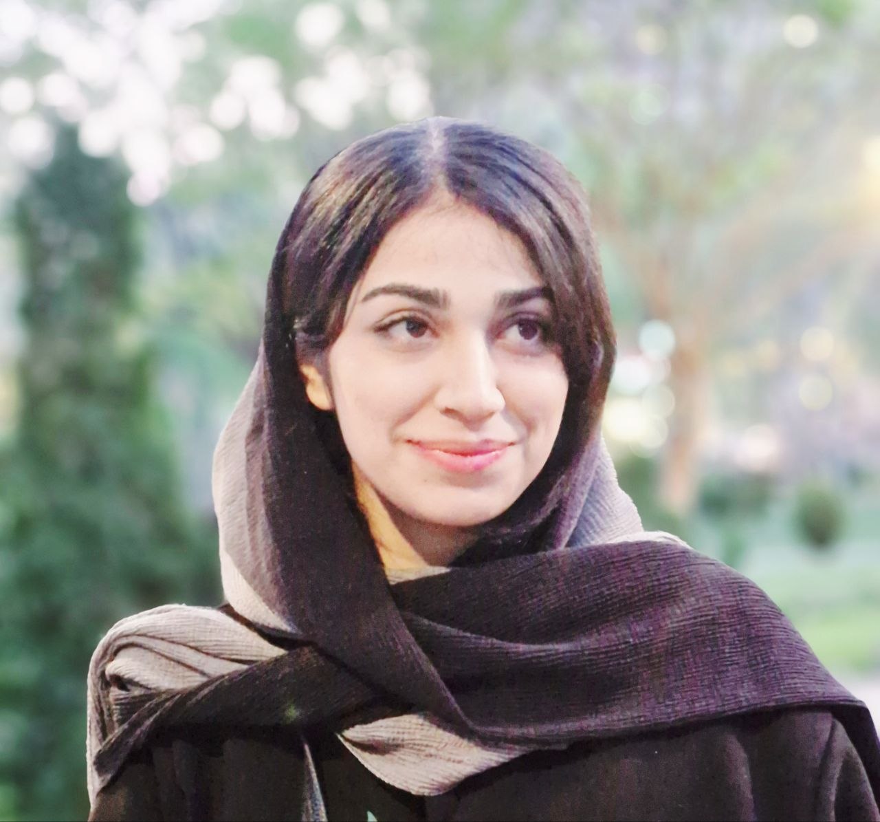 دکتر مینا هدایتی
